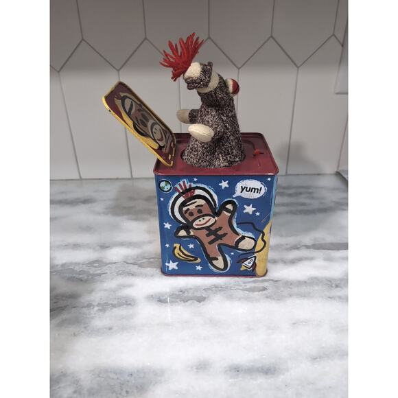 Jack In The Box Sock Monkey Toy, Schilling 2008 Toy, HTF Collectible, Kids‎ Gift - Picture 2 of 8